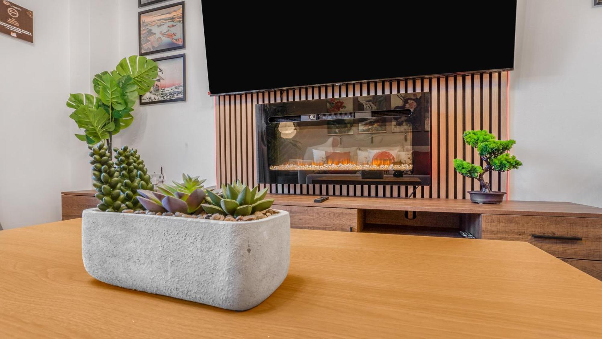 Japanese Suite 2Bed 2Bath, Free Park, Netfix, 75 Inch Tv, Games - City Centre- Maihom Birmingham Eksteriør bilde