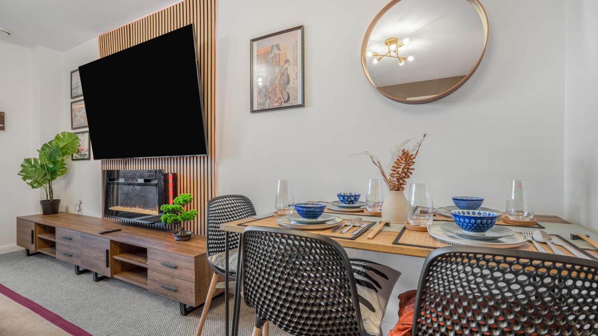 Japanese Suite 2Bed 2Bath, Free Park, Netfix, 75 Inch Tv, Games - City Centre- Maihom Birmingham Eksteriør bilde
